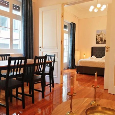 Elegant Apartment In Syntagma Square Атина Екстериор снимка