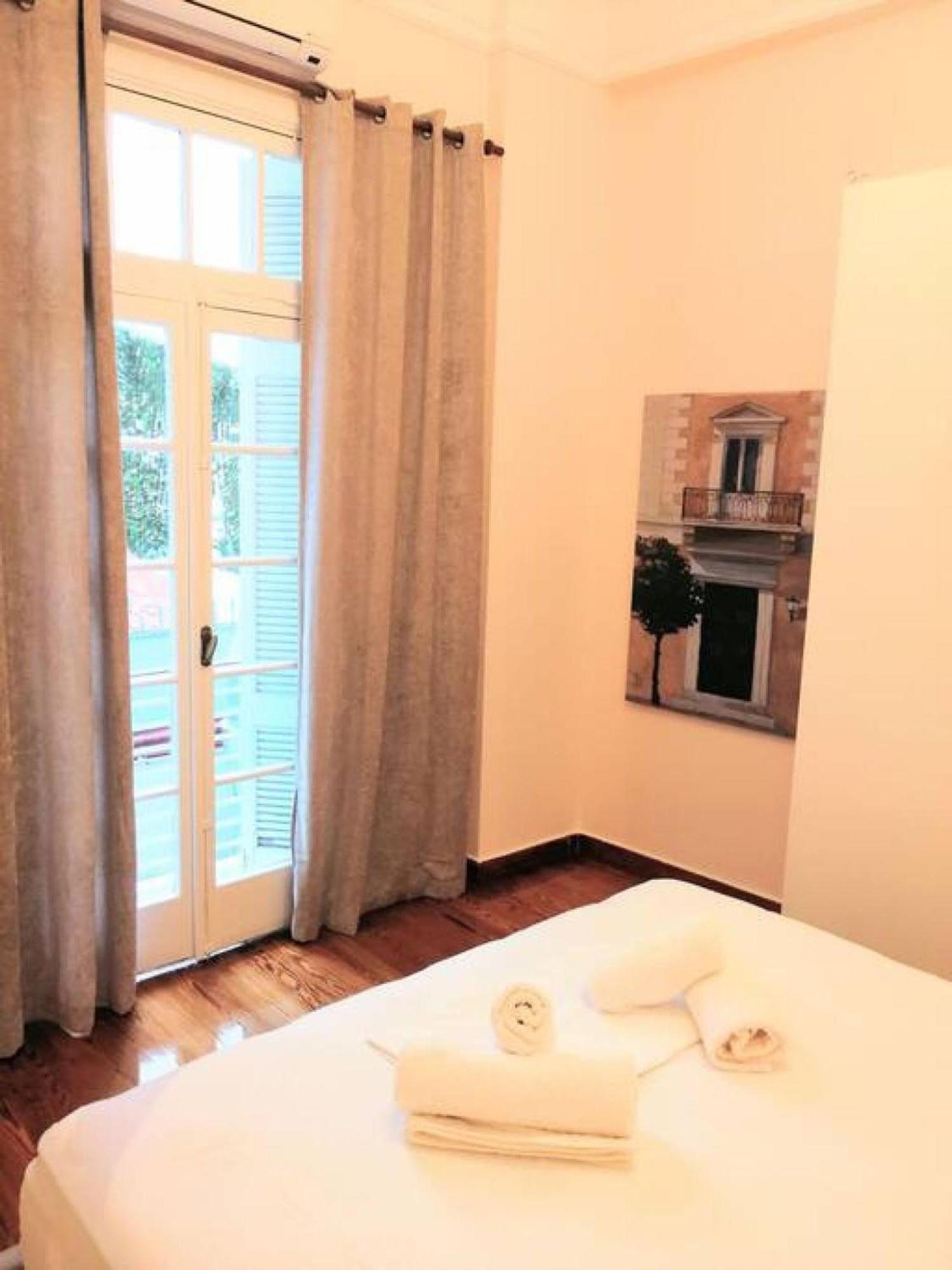 Elegant Apartment In Syntagma Square Атина Екстериор снимка