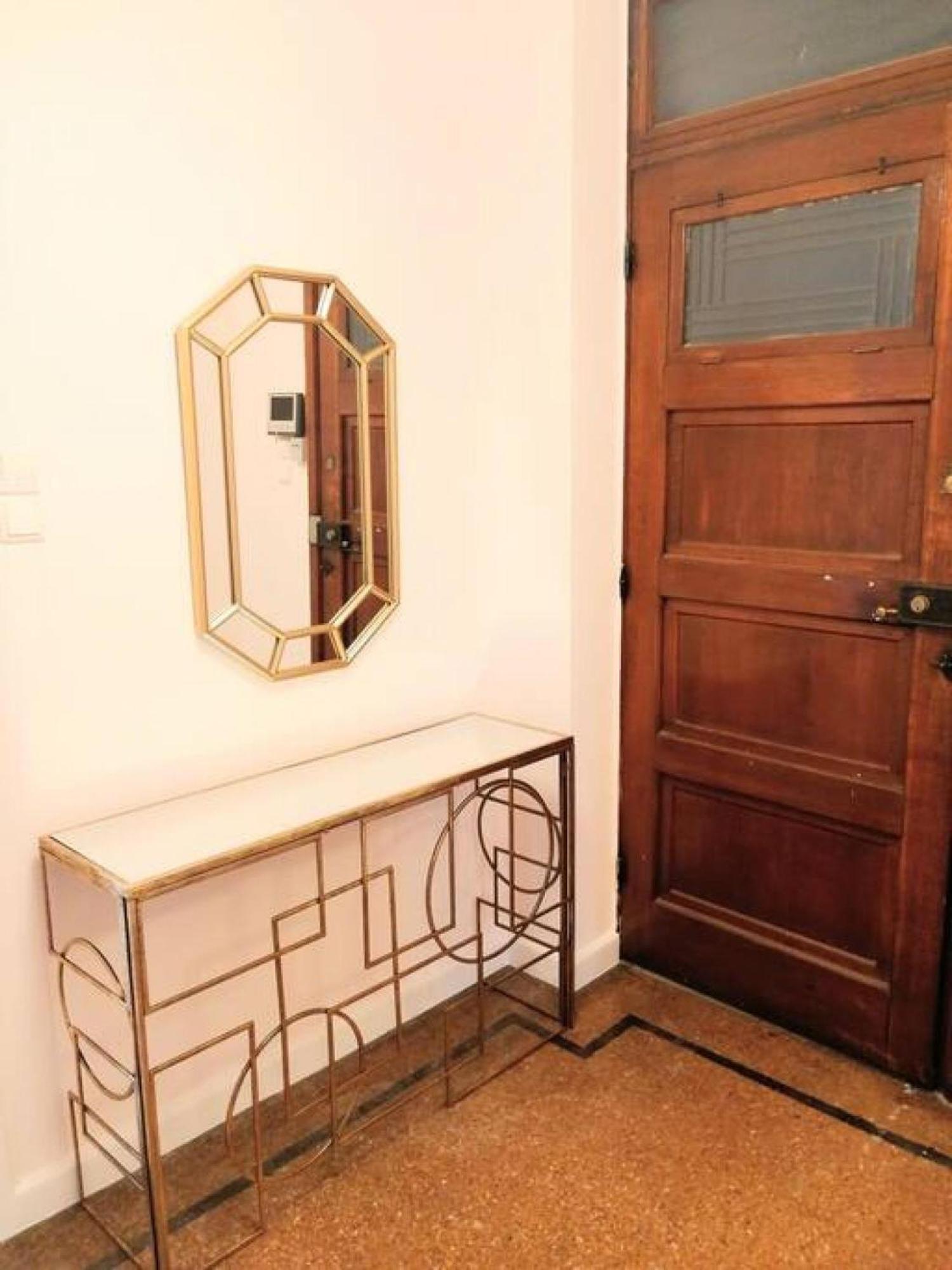 Elegant Apartment In Syntagma Square Атина Екстериор снимка