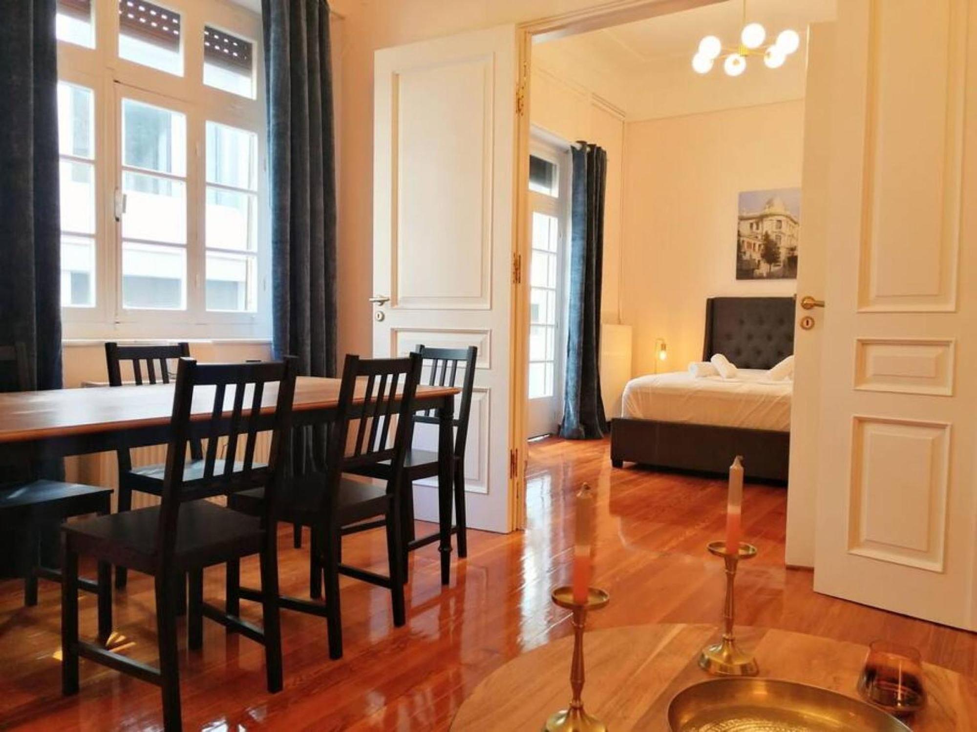 Elegant Apartment In Syntagma Square Атина Екстериор снимка
