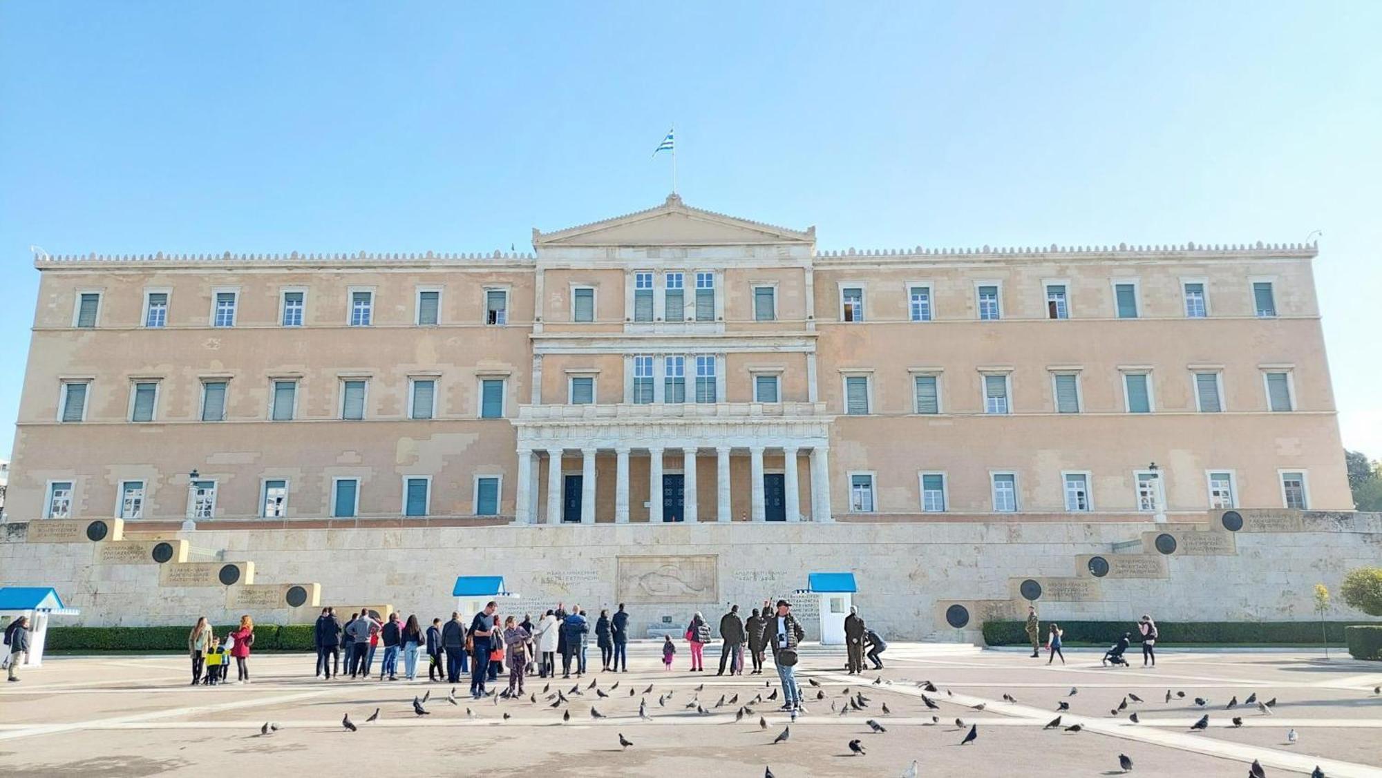 Elegant Apartment In Syntagma Square Атина Екстериор снимка
